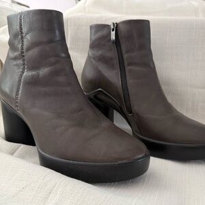 Ecco Dark Brown Heeled Boots